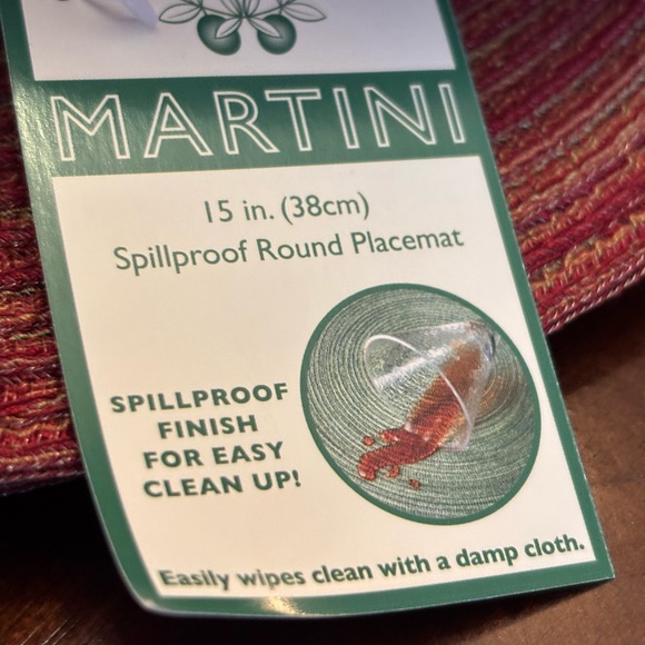 New Martini Red Burgundy Round Straw Placemats 15” Spillproof - Picture 3 of 5